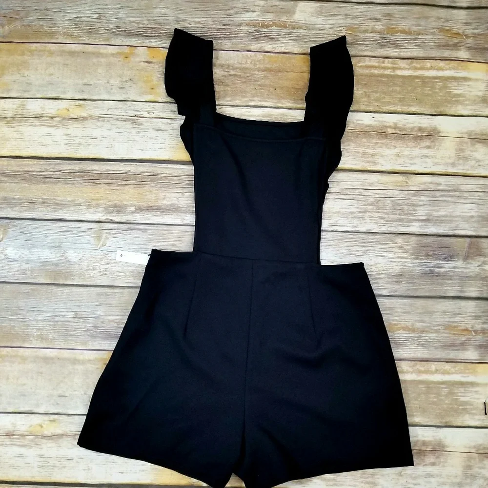 Color Thread Short Overall Ruffled Straps - Picture 2 of 3